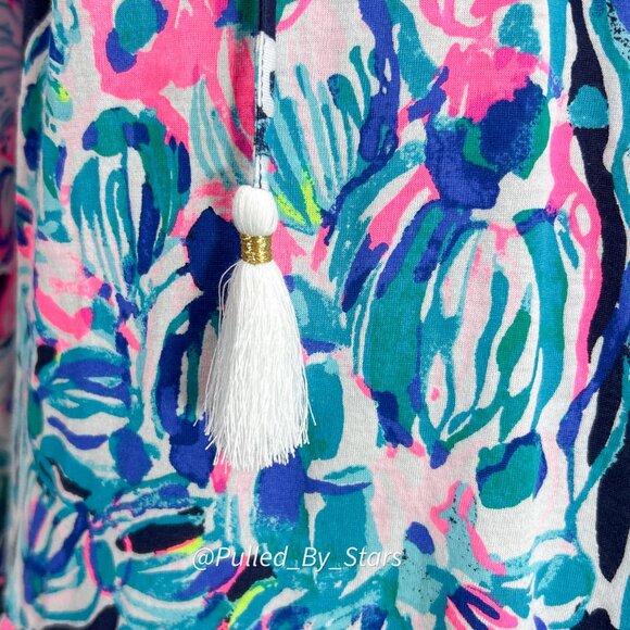 LILLY PULITZER Daisy Knit Long Sleeve Top in Bright Navy Caught Up Size M EUC - Picture 12 of 15